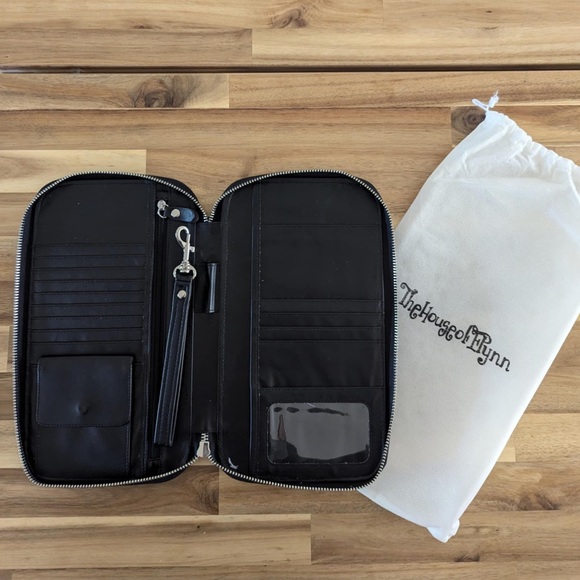 The House of Flynn traveler’s wallet. - Picture 2 of 2